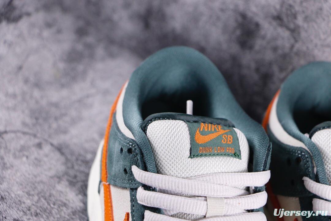 Nike Dunk SB Low Eire
