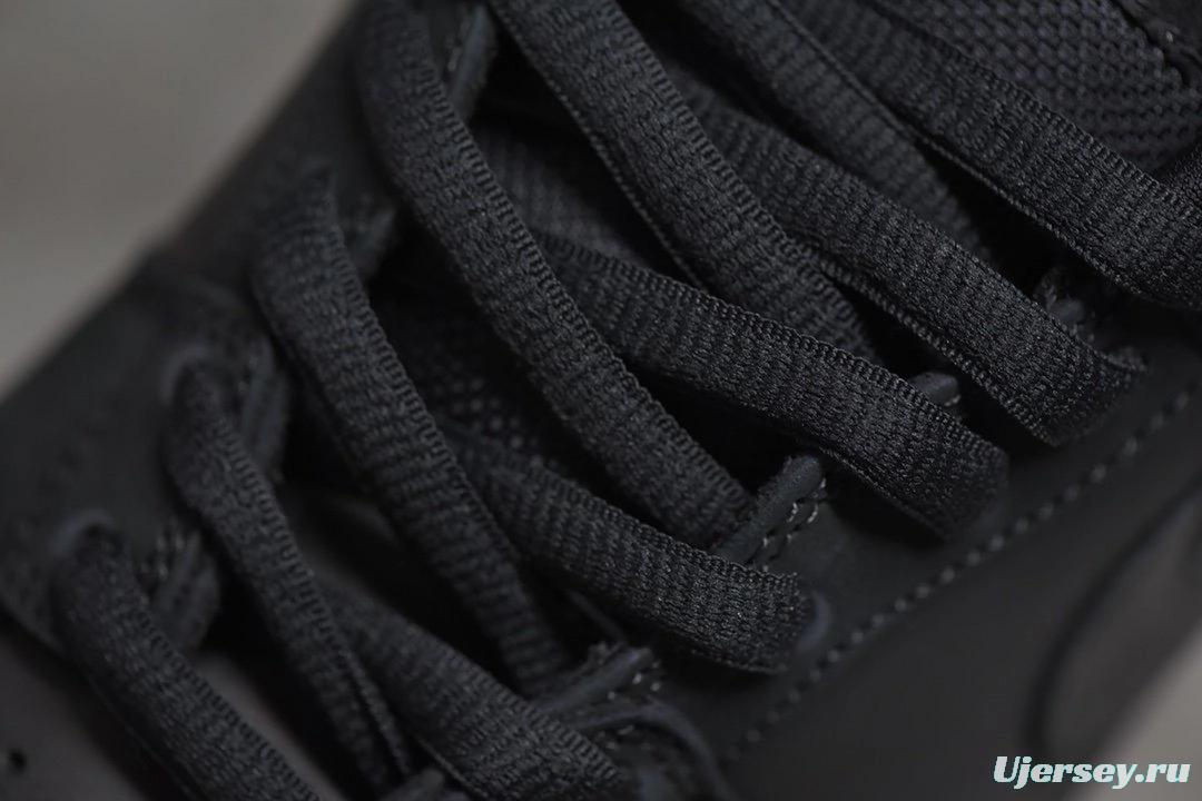 Nike SB Dunk Low Black Pigeon