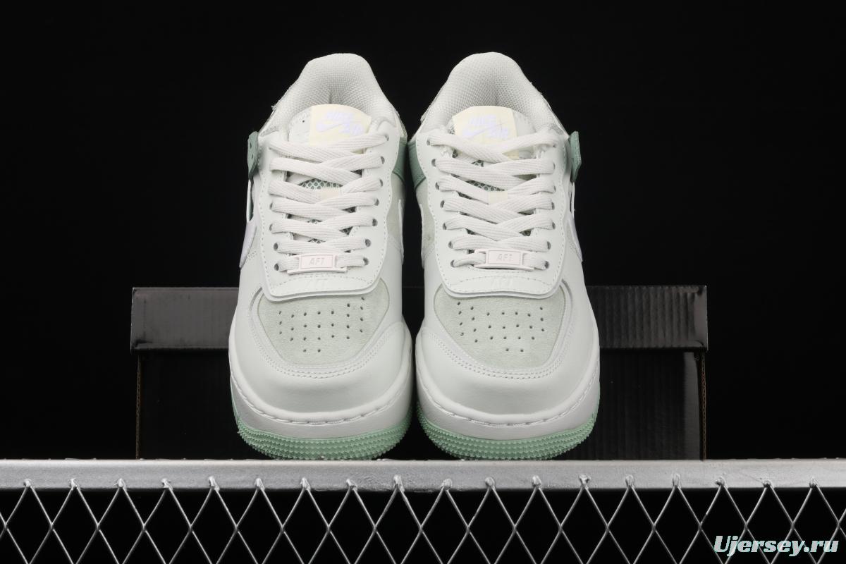 NIKE Air Force 1 ShAdidasow light weight heightened low-top 100-board shoes CW2655-001