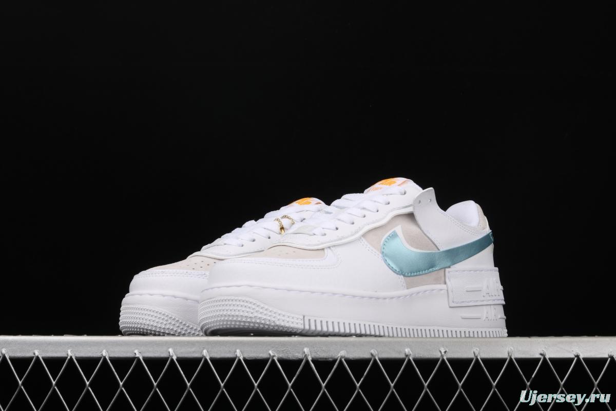 NIKE Air Force 1 ShAdidasow light weight heightened low-top board shoes DA4286-100