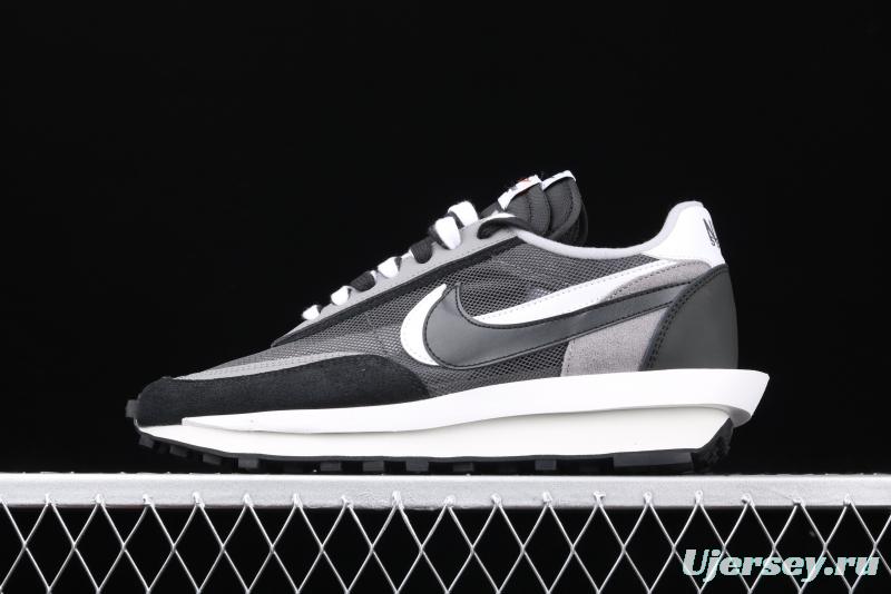 Sacai x NIKE LVD Waffle Daybreak co-signed catwalk style net gauze leather splicing double hook Swoosh running shoes BV0073-001