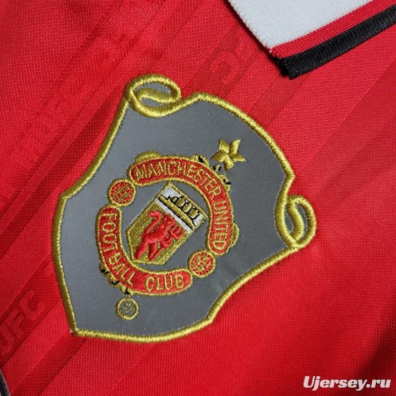 Retro 99/00 Manchester United Home Jersey