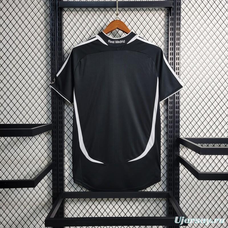 Retro 06-07 Real Madrid Two Guest