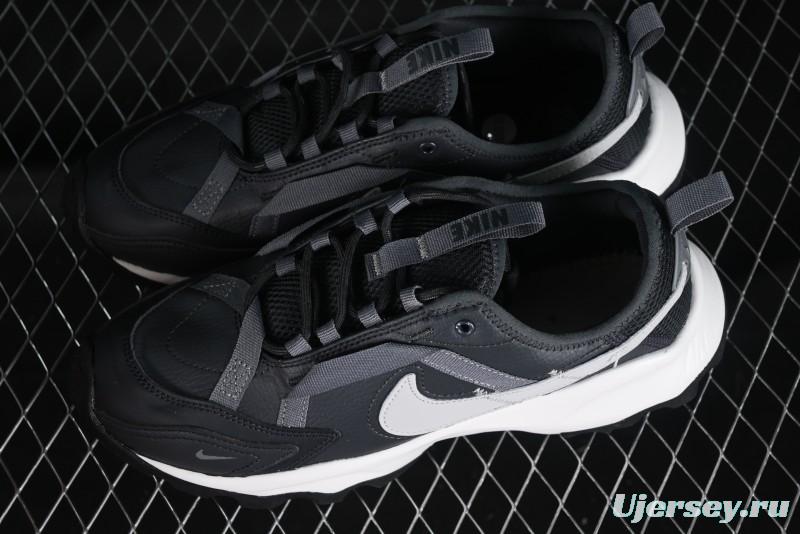 Nike TC 7900 Retro Chunky Dad Shoes with Reflective Swoosh and Cushioned Sole - DD9682-001