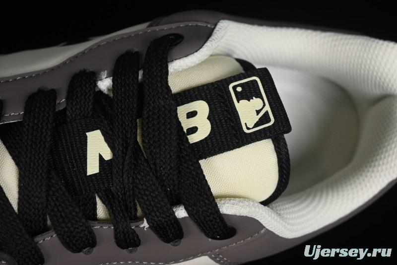 MLB Chunky Liner Basic New York Yankees Height Increasing Thick Sole Casual Sneakers - 3ASXCLB3N50CGS