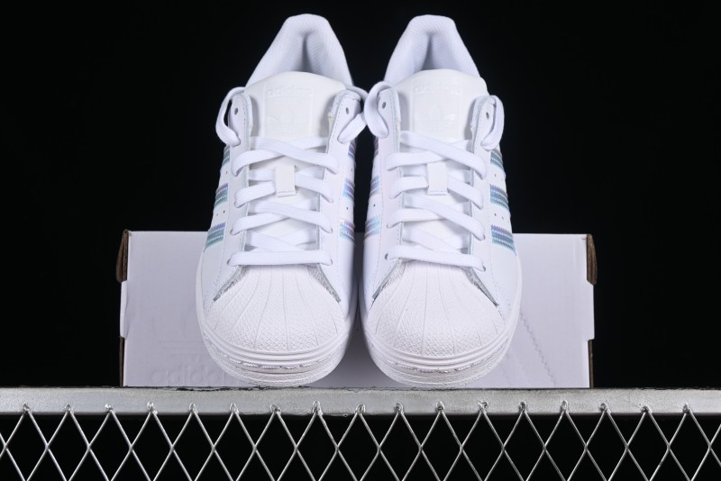 Adidas Superstar FV3139 Casual Sneakers with Shell Toe - FV3139
