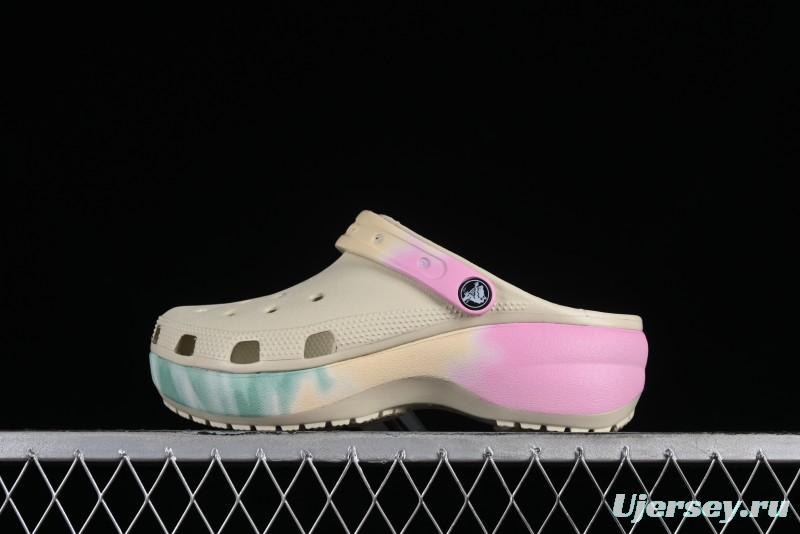 Crocs Classic Clog Cloud Retro Sandals with Adjustable Heel Strap - B.D4