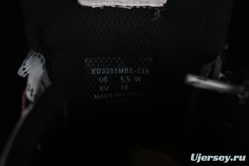 New Balance CRV CAP V2 Casual Sneakers with Flat Silhouette and Mesh Upper - SD3205BY2