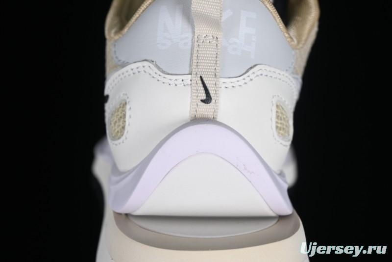 Nike Sacai VaporWaffle 3.0 Fashion-Forward Running Shoes - CV1363-108