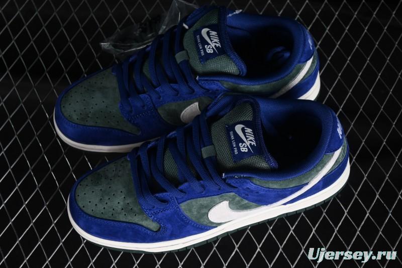 Nike SB Dunk Low Skateboarding Shoes - HF3704-400