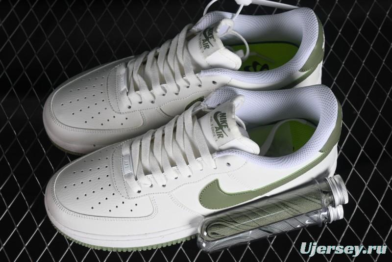 Nike Air Force 1 '07 Low Casual Sneakers in White Green - DV3808-106