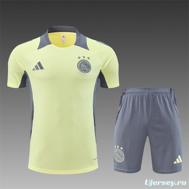 24/25 Juventus Yellow Short Sleeve Jersey+Shorts