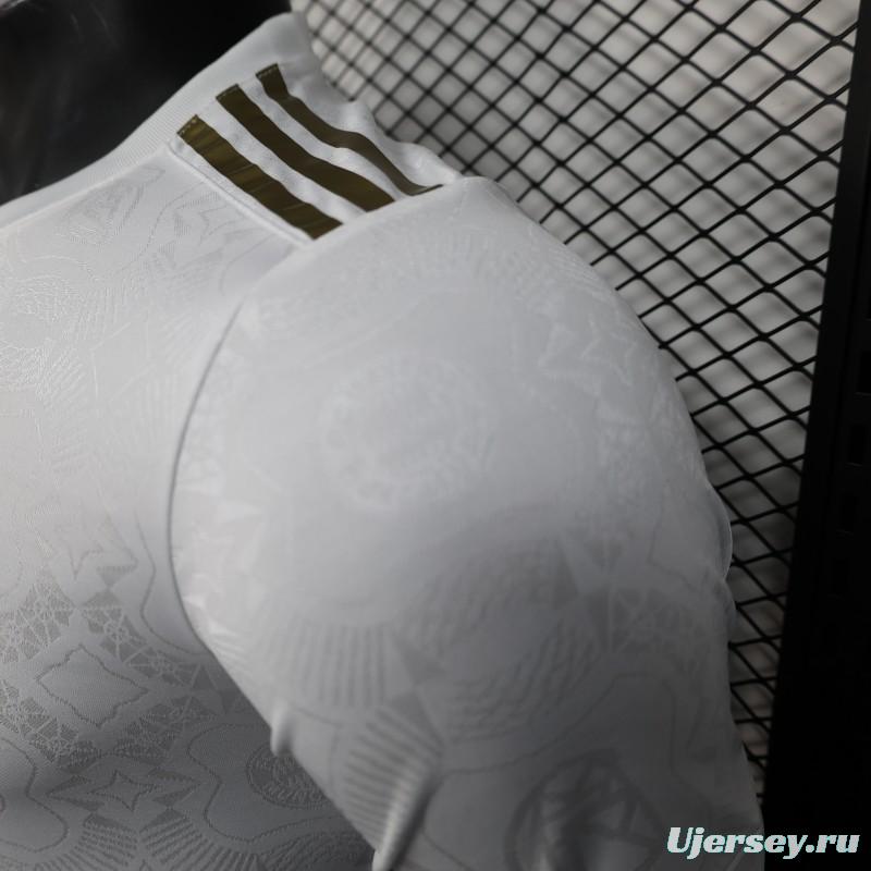 Player Version 25/26 Bayern Munich White with 125th Anniversary Emblem Jersey