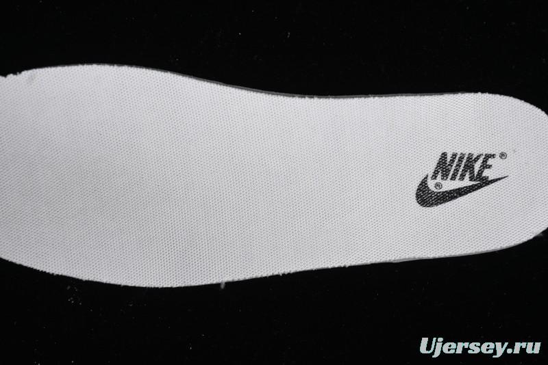 Stussy x Nike Dunk Low SB Sneakers in Beige Black Swoosh - SJ2068-252