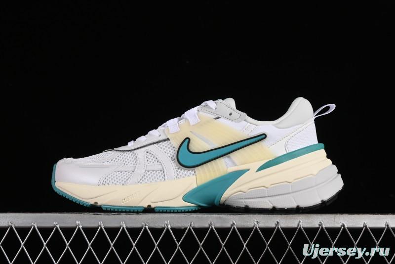 Nike Runtekk Run V2K Cushioned Low-Top Retro Running Shoes with Anti-Slip Design - FD0736-105