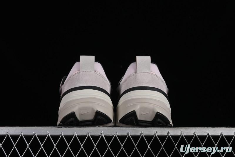 Nike Runtekk Run V2K Low-Top Retro Running Shoes with Cushlon Midsole and Anti-Slip Design - FN6703-001