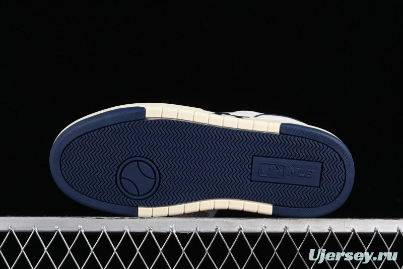 MLB Chunky Liner Basic New York Yankees Thick Sole Casual Sneakers with 6cm Height Increase - 3ASXCBO3N07NYD