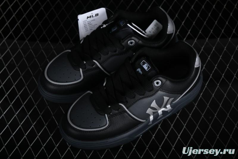 New York Yankees MLB Chunky Liner Basic Height Increasing Casual Sneakers - 3ASXCLB3N50BKL
