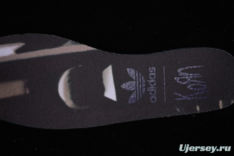 Adidas Originals Campus 00s Retro Casual Sneakers with Chunky Silhouette - IG0792