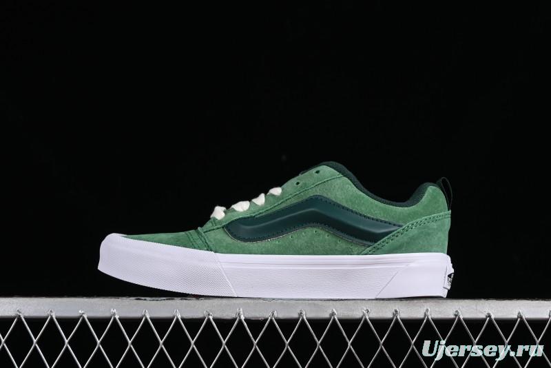 Vans Classics Knu Skool Retro Sneakers with Enlarged Toe and Thickened Tongue - VN0009QCLC2