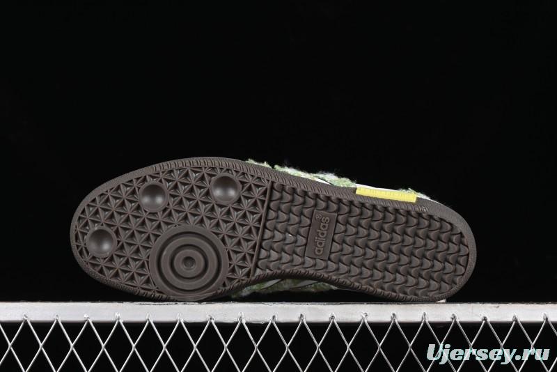 Adidas Originals Samba OG Low-Top Casual Sneakers with Panda Mischief Design - B75806