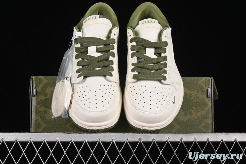 Nike Travis Scott x Fragment Design x Air Jordan 1 Low OG SP AJ1 Retro Sneakers in Off-White & Fresh Green - DM6688-606