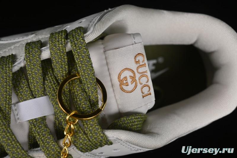 Nike SB Dunk Low Gucci Collaboration - Off White with Green Swoosh Anniversary High-End Custom Low-Top Casual Skate Shoes - KK1888-007