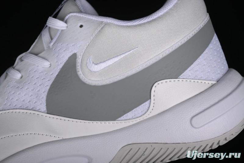 Nike Hyperquick SE Basketball Shoes with Cushioning and Breathability - FN4678-102