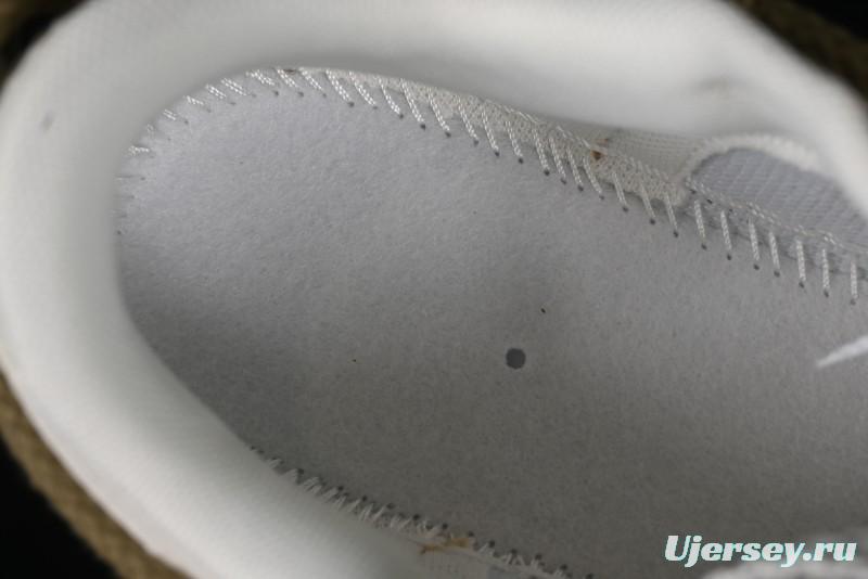 Nike SB Dunk Low Gucci Collaboration - Yellow Denim with Subtle Pattern and White Swoosh Anniversary High-End Custom Low-Top Casual Sneakers - SJ2068-273