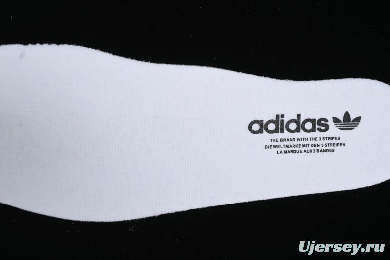 Adidas Originals Samba OG Low-Top Casual Sneakers with Panda Mischief Design - B75806