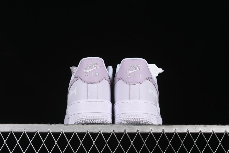 Nike Air Force 1 '07 Low Casual Sneakers with Anime-Inspired Light Gray Purple Spray Paint Design - DY8899-004
