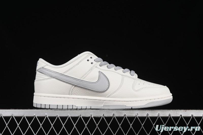 Nike SB Dunk Low Supreme x THE NORTH FACE Skate Shoes - BM0234-502