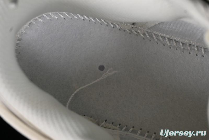 Nike SB Dunk Low Supreme Collaboration - Beige White Fox Lettering Anniversary High-End Custom Low-Top Casual Skate Shoes - JJ5688-106