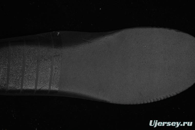 Nike Air Force 1 '07 Low UN Collaboration Casual Sneakers in Off-White with Yellow Stitch - KK3333-002