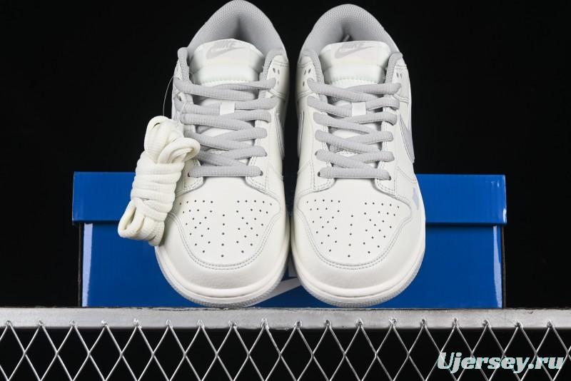 Nike SB Dunk Low x Undefeated Collaboration Casual Skate Shoes - UN1697-622