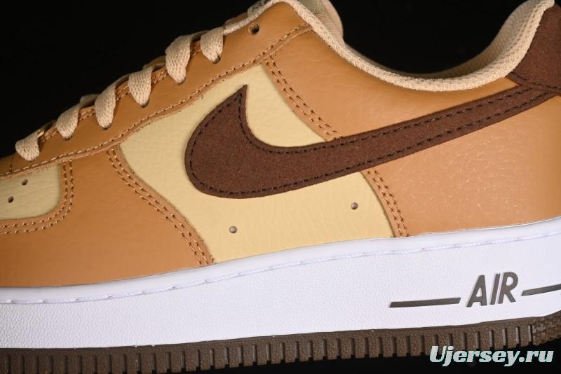 Nike Air Force 1 '07 Low Casual Sneakers with Full-Length Air Cushion - HQ3905-200