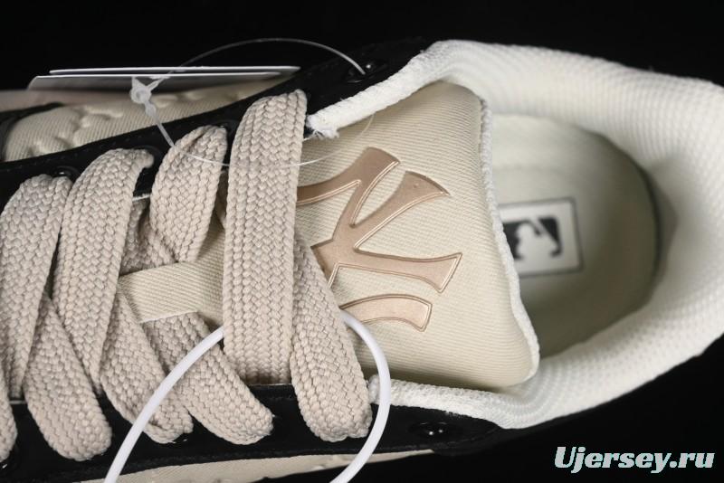 MLB Chunky Classic Base New York Yankees Lightweight Platform Casual Sneakers - 3ASXBMN4N50BKS