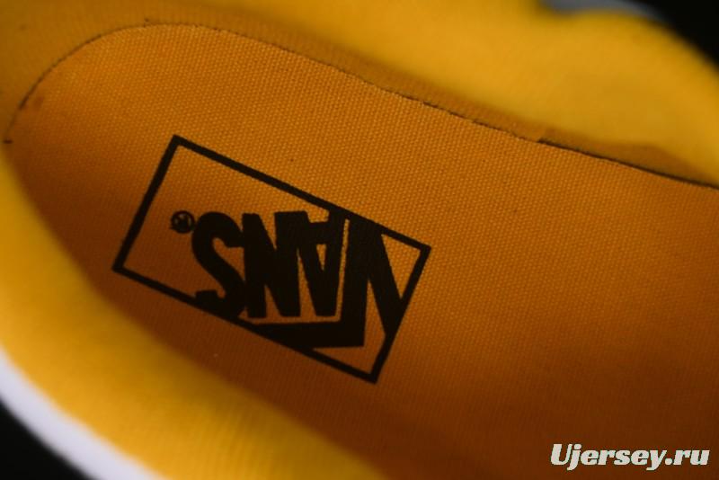 Vans Knu Skool Low-Top Retro Casual Vulcanized Slip-On Sneakers in Black White Yellow - VN000D6C6RJ