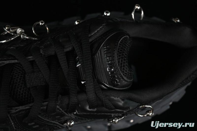 Balenciaga Defender Rubber Platform Sneakers Low-Top Combat Outdoor Shoes with Studded Design and Exaggerated Tire Tread Sole - W2RAG1081