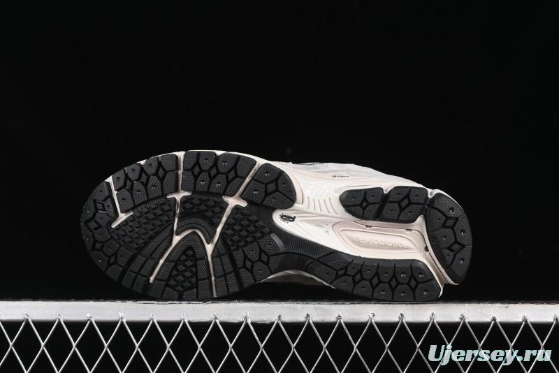 New Balance WL2002 Retro Casual Running Shoes with Upgraded N-ERGY Cushion - ML2002RC