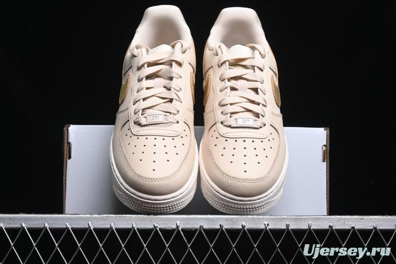 Nike Air Force 1 '07 Low Top Sneakers with Full-Grain Leather and Air Cushion - DQ7569-102