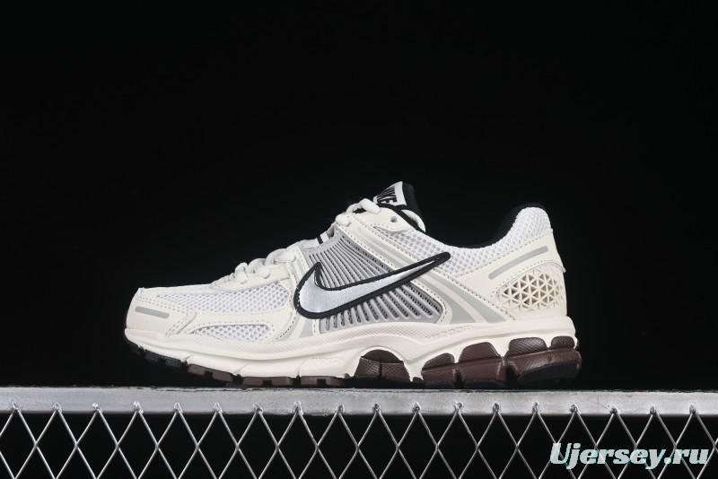 Nike Zoom Vomero 5 Retro Casual Running Shoes with Lightweight EVA Midsole - FJ2028-001