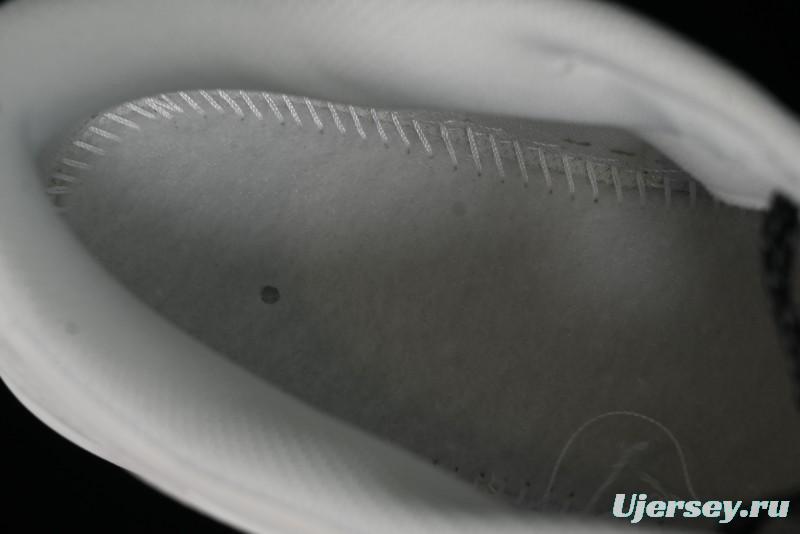 Nike SB Dunk Low Collaboration Three Swooshes Beige Black Color Low Top Casual Skateboarding Shoes - NK5639-321