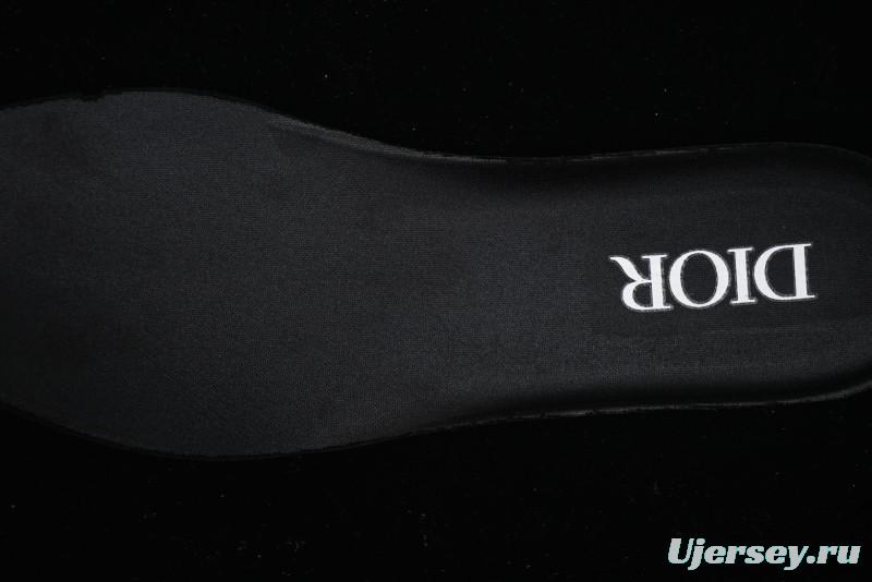 Dior B30 Sneakers with Reflective CD30 Logo and Lightweight Rubber Sole - CD30