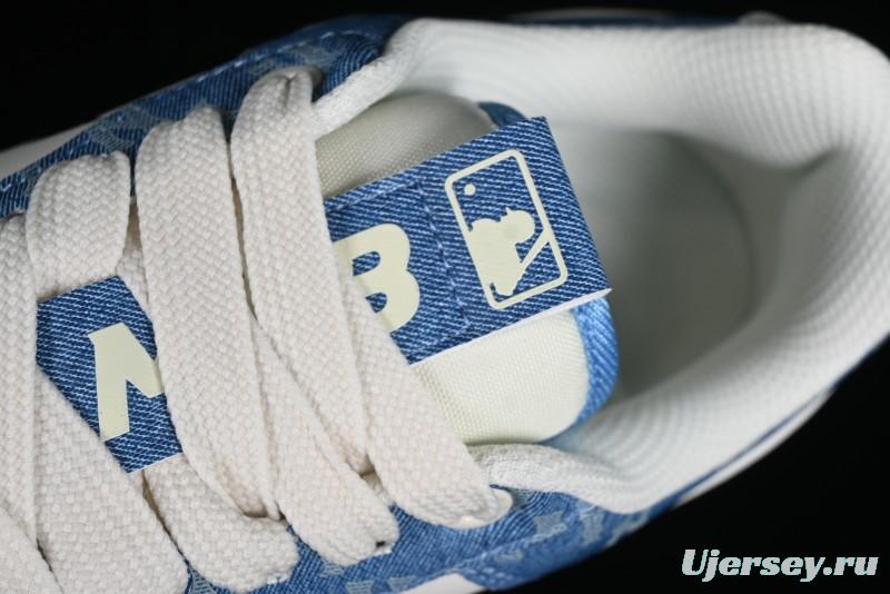 MLB Chunky Liner Basic Height Increasing Platform Sneakers with 6cm Inner Lift - 3ASXCLD4N50BLS