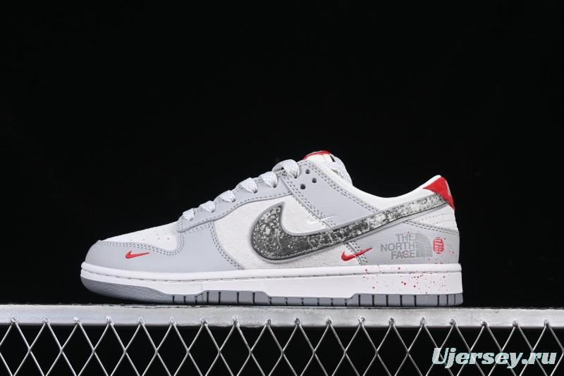 Nike SB Dunk Low The North Face Year of the Snake Collaboration Anniversary Edition Low-Top Casual Sneakers - DM6868-038