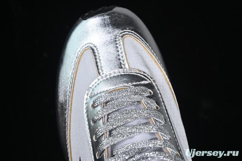 Golden Goose Marathon Silver Comfortable Low-Top Lifestyle Sneakers - X.E5