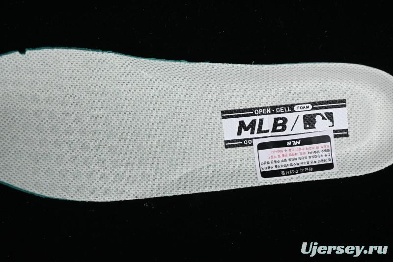 MLB Chunky Liner Basic Height Increasing Platform Sneakers with 6cm Inner Lift - 3ASXCLD4N50BLS