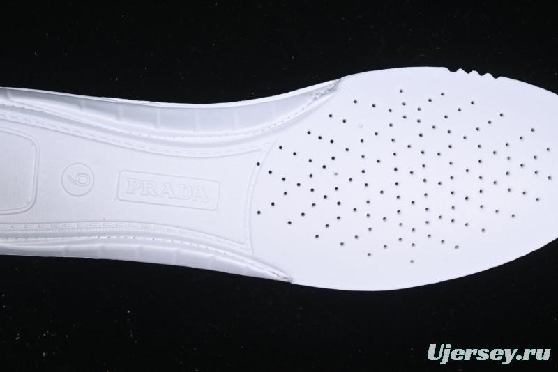 Prada Cloudbust Air Thunder Lifestyle Low-Top Sneakers with Anti-Slip and Wear-Resistant Design - 2EG293