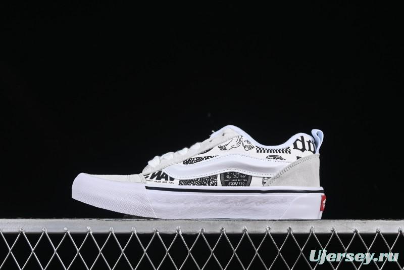 Vans Knu Skool Low-Top Retro Chunky Sneakers with Oversized Logo - VN000CS0239